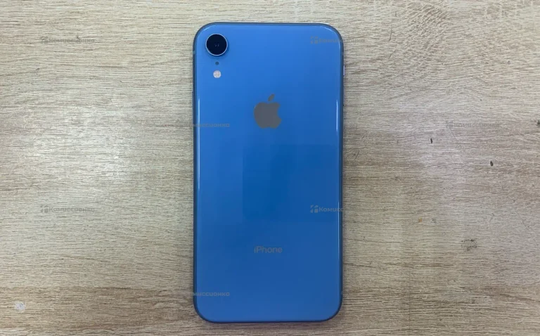 Apple iPhone XR 3/128 ГБ