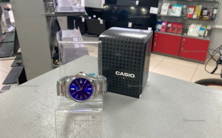 Часы Casio