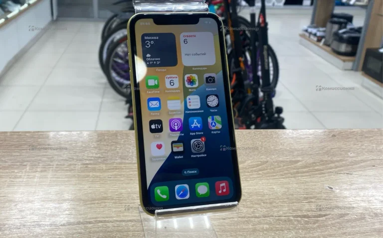 Apple iPhone 11 4/64 ГБ