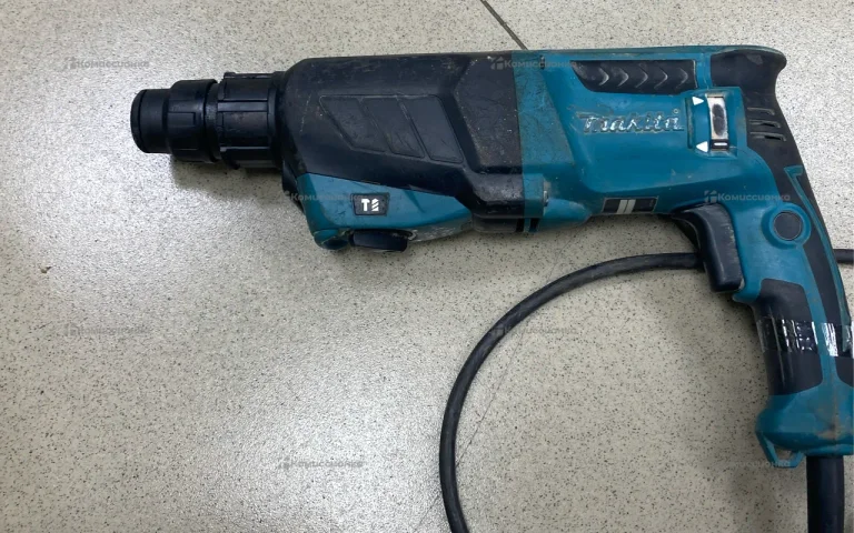Перфоратор makita HR2630