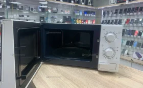 Микроволновая печь Samsung me81krw