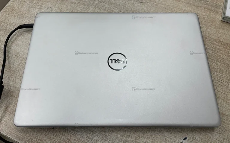 Ноутбук  Dell inspirion 13 5000