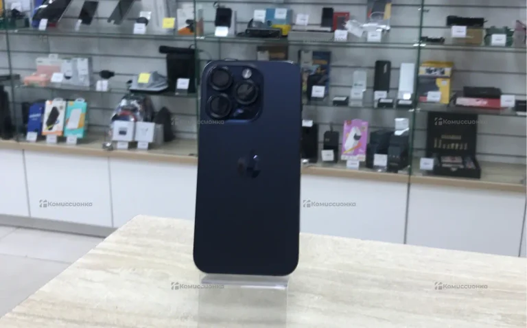 Apple iPhone 15 Pro 128GB eSIM