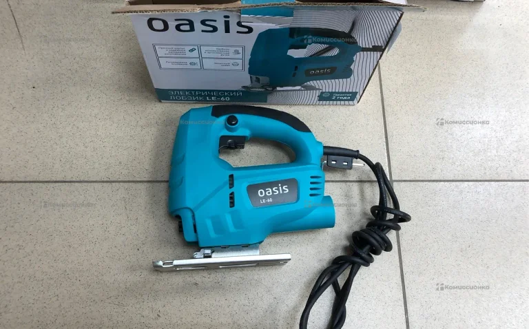 Электролобзик Oasis LE-60