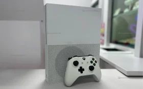 Купить Приставка Xbox One S 1 ТБ б/у , в Рязань Цена:12900рублей