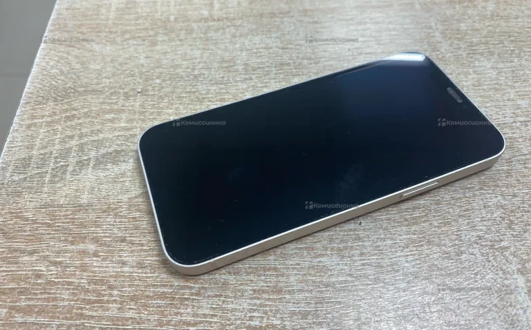 Apple iPhone 12 64 ГБ.