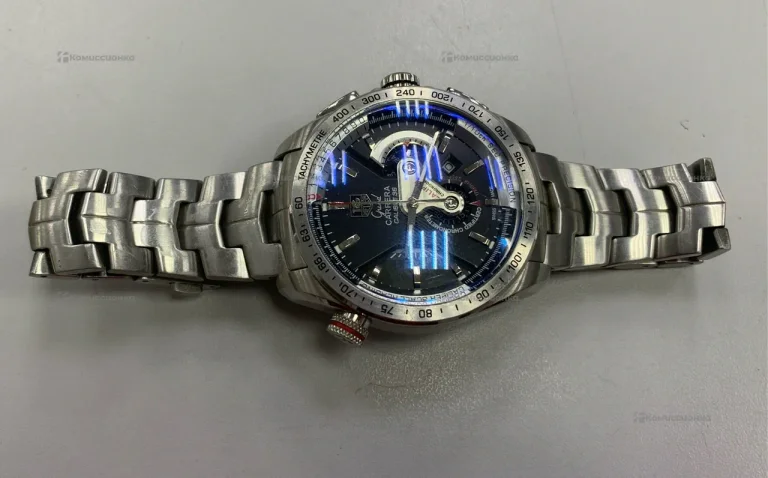 Часы  carrera