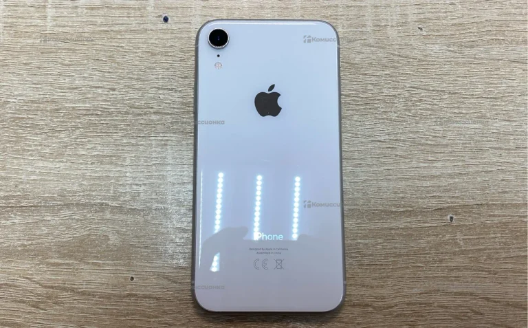 Apple iPhone XR 64Gb