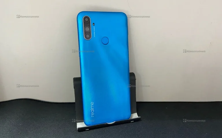 Realme C3 3/64 ГБ
