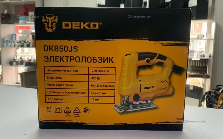 Лобзик Deko DK850JS