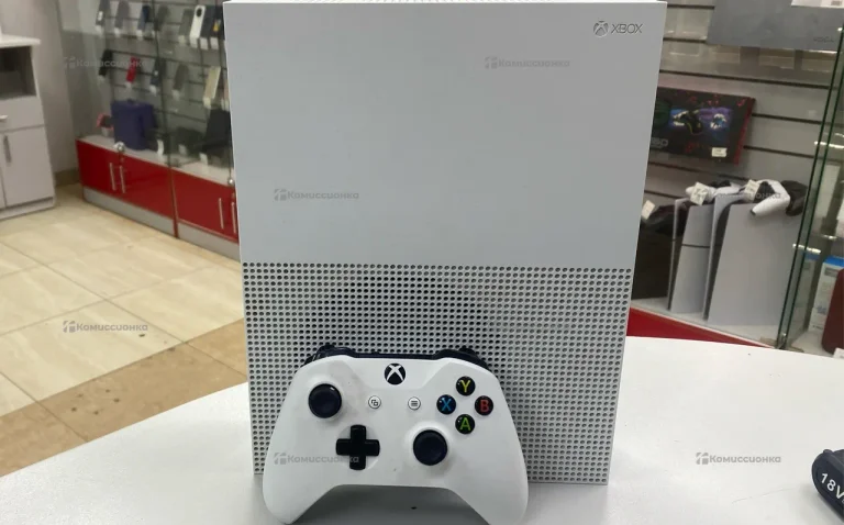 Приставка Xbox One S 1 TB