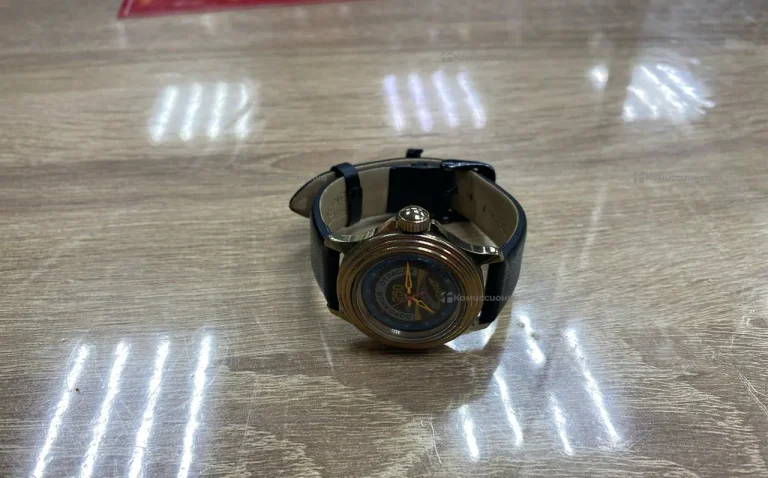 Часы дорожной отрасли 250 лет