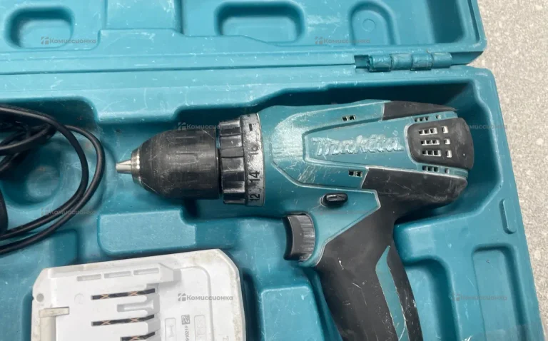 Дрель-шуруповерт makita DF347DW