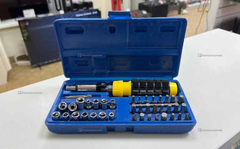 Набор бит с отверткой