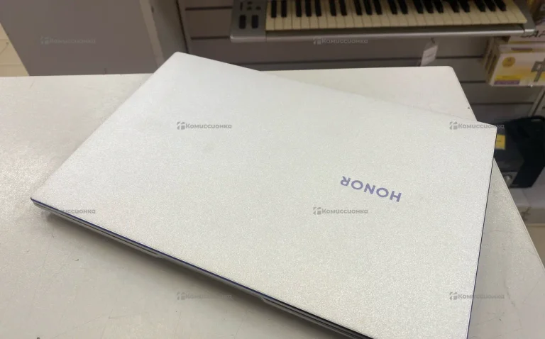 Ноутбук Honor MagicBook 15 i5