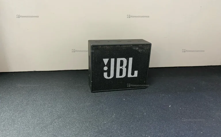 Колонка  JBL GO