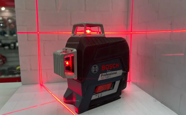 Лазерный уровень Bosch GLL 3-80C