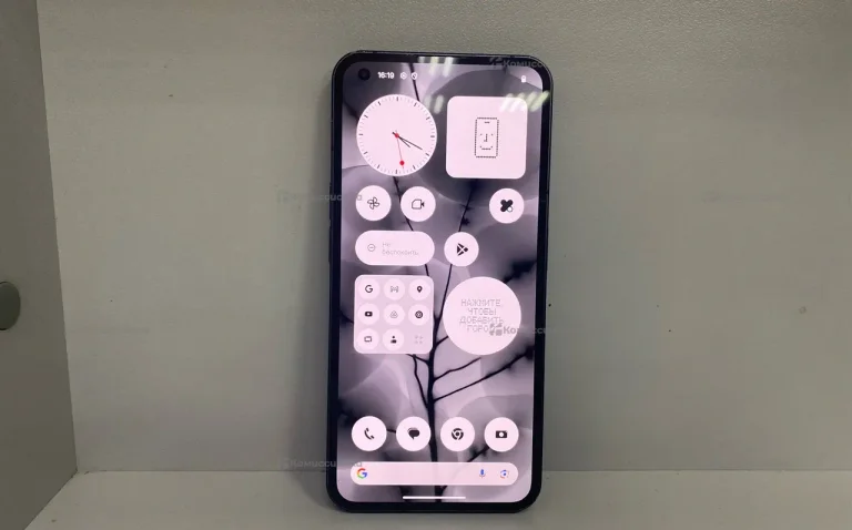 Nothing Phone (1) 8/256 ГБ