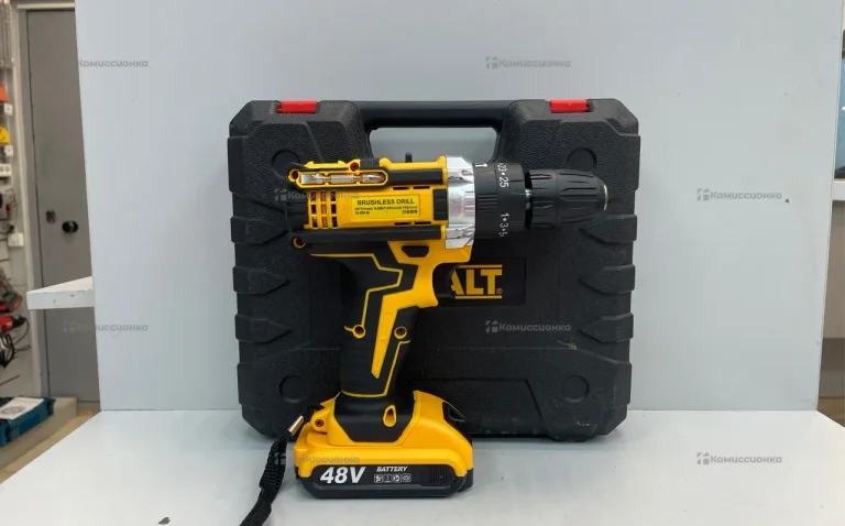 Шуруповерт DeWalt реплика