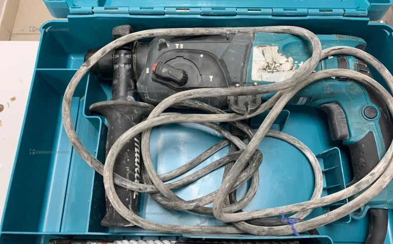перфоратор makita hr 2470
