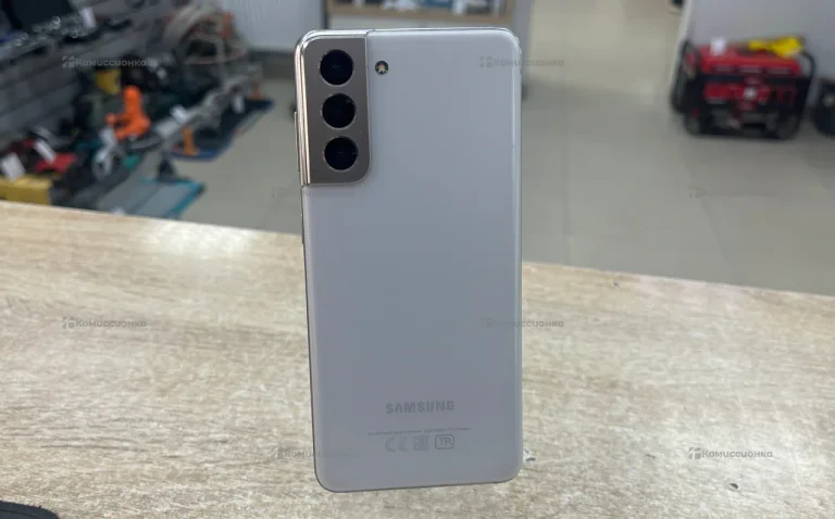 Samsung Galaxy S21 8/128 ГБ