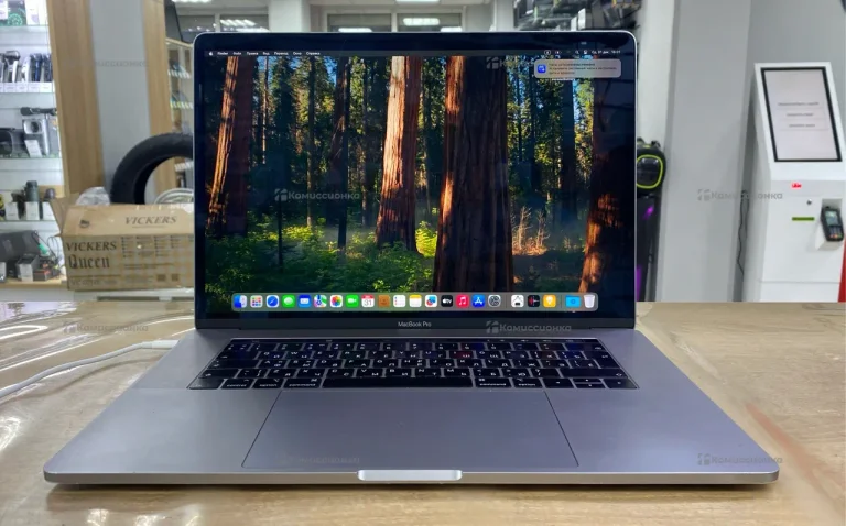 Ноутбук  MacBook Pro 15 2019