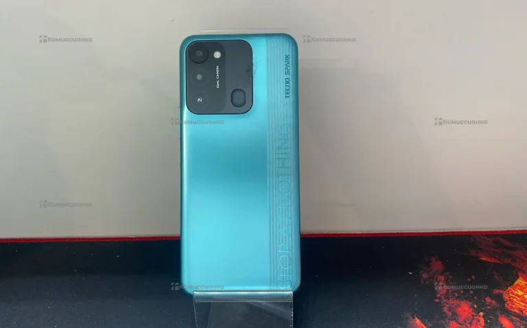 Tecno Sparc 8C 64Gb