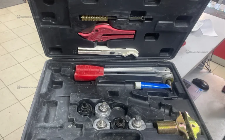 Ручной аксиальный пресс-инструмент РЕХ 1632 (без пресса)