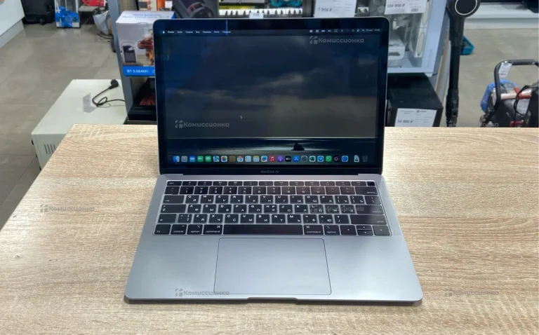 Ноутбук  MacBook Air 13 2019