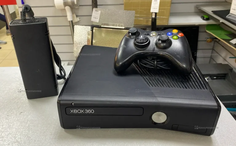 Игровая приставка Xbox 360 S