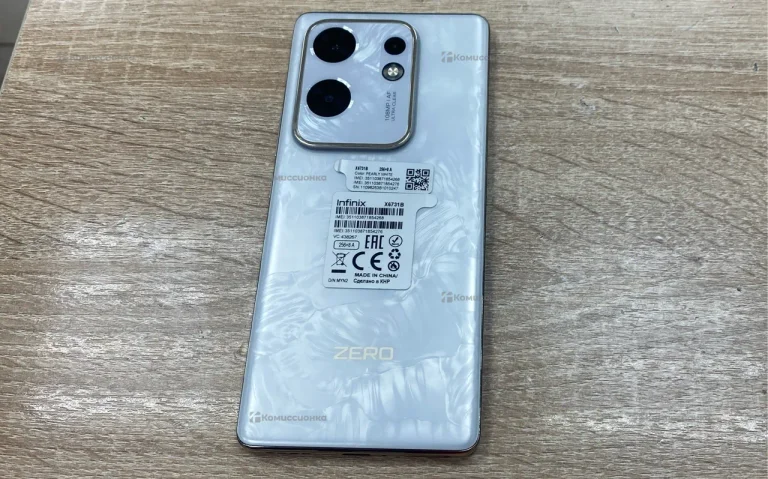 Infinix Zero 30 8/256 ГБ