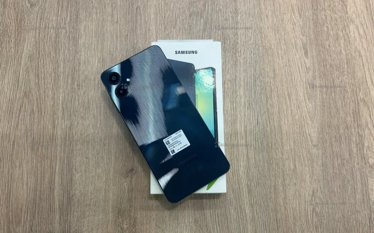 Samsung Galaxy A06 4/128  Black