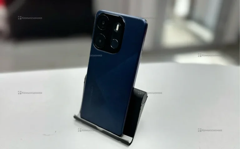 Tecno Spark Go 3/64 ГБ