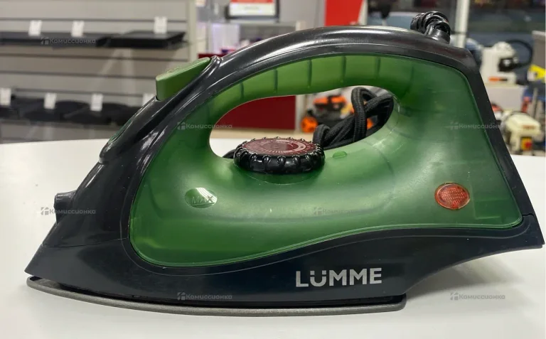 Утюг Lumme LU-IR1129A