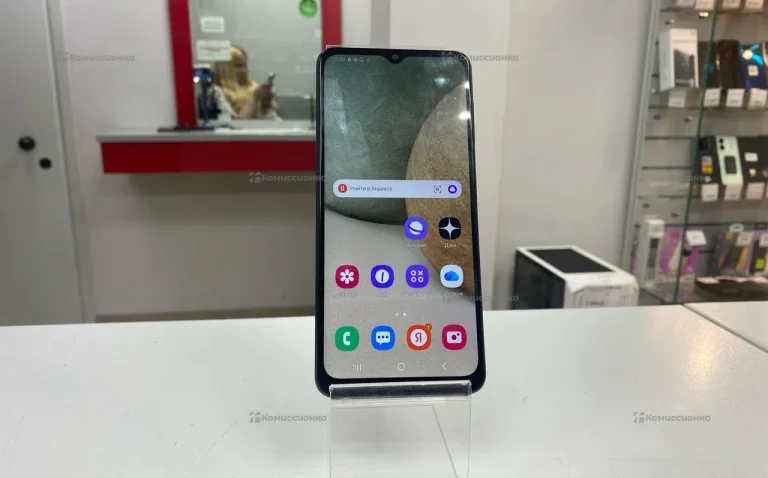 Samsung Galaxy A12 3/32 ГБ