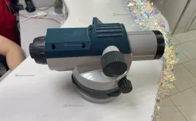 Невелир Bosch gol 32 d