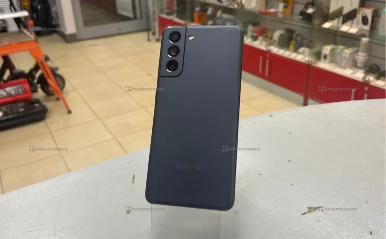 Samsung Galaxy S21 8/256 ГБ