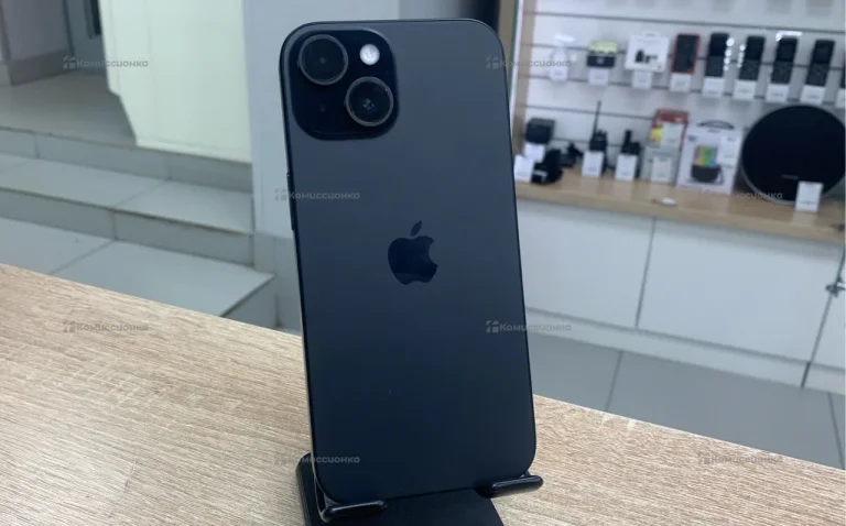 Apple iPhone 15 6/128 ГБ