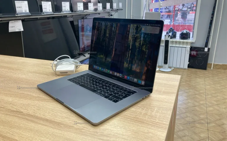 Ноутбук MacBook Pro 15 2019