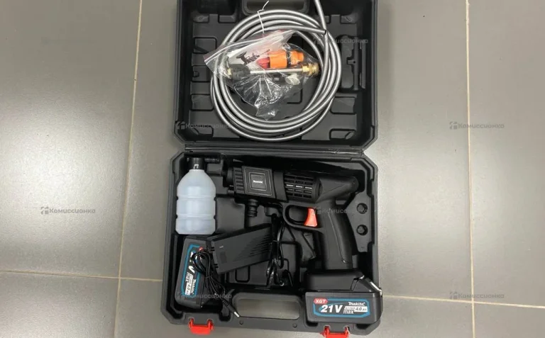 Аккумуляторная автомобильная мойка Makita (rep)