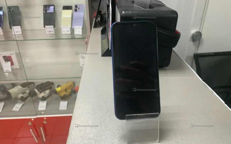 Honor Honor 8S.