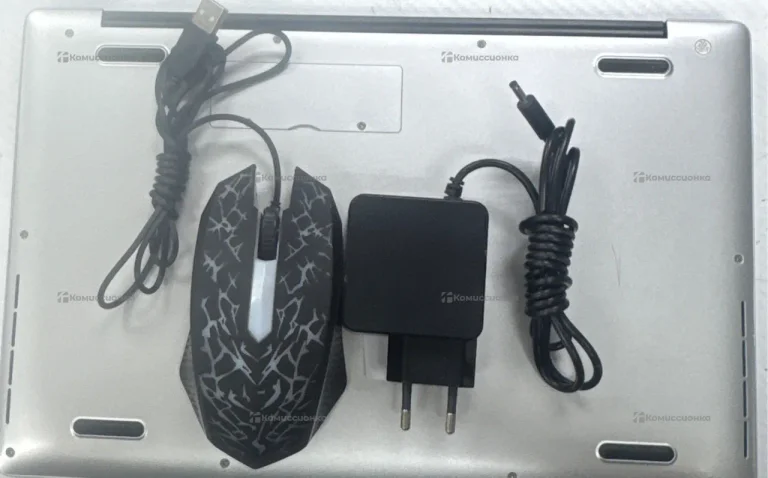 Ноутбук  Pentium 8+256