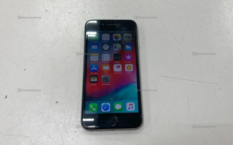 Apple iPhone 6 1/64 ГБ