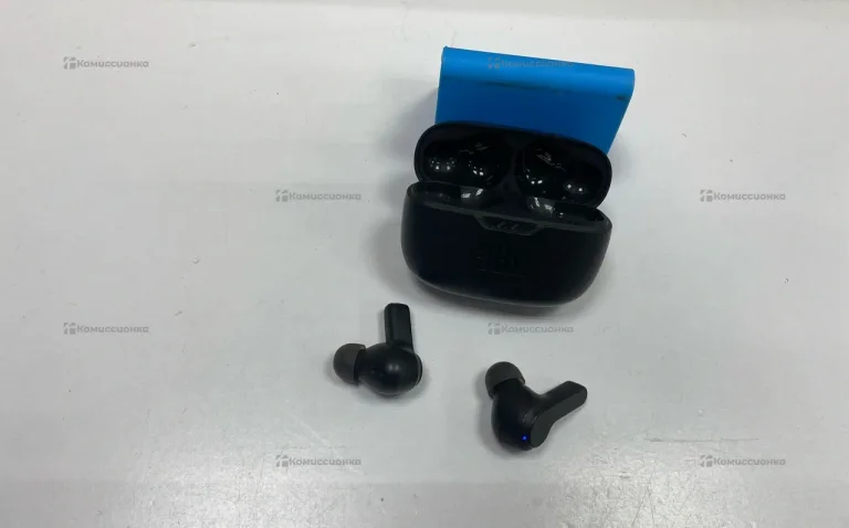Наушники  JBL