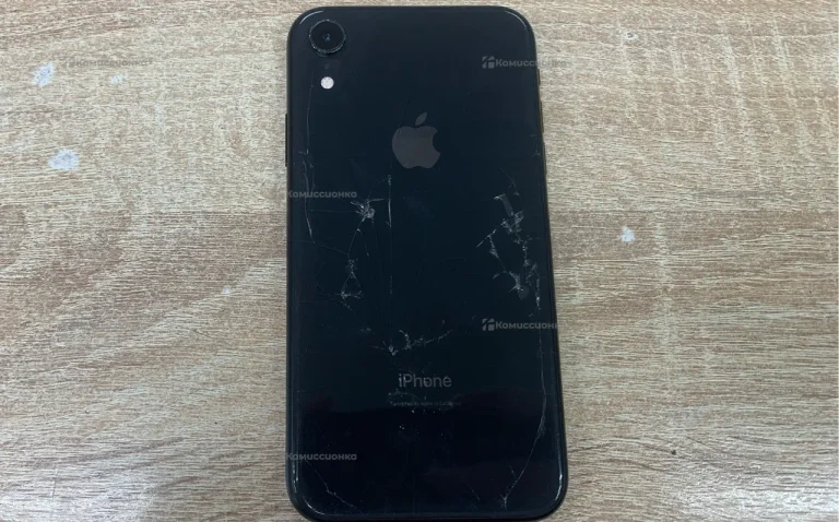 Apple iPhone XR 64Гб