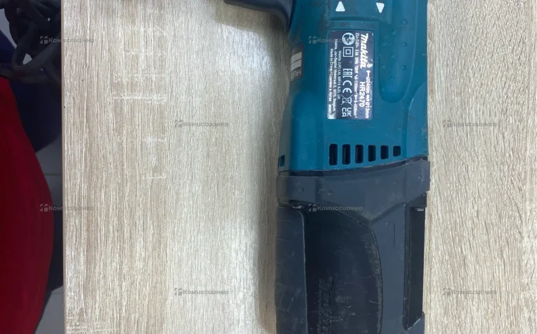 Перфоратор Makita HR2470 оригинал