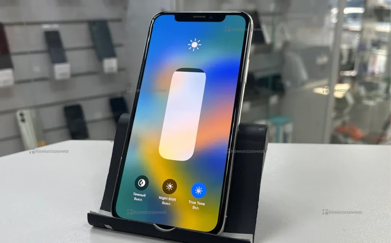 Apple iPhone X 64ГБ
