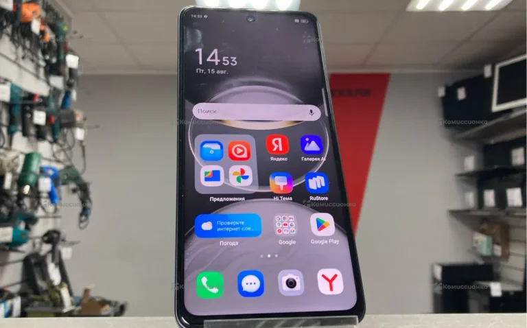 Tecno Spark 30 8/128 ГБ