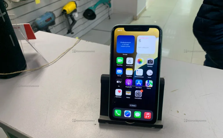 Apple iPhone 11 4/128 ГБ