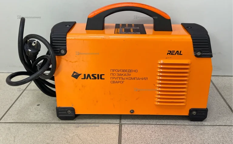 Сварочный аппарат Сварог REAL ARC 220 (Z243)